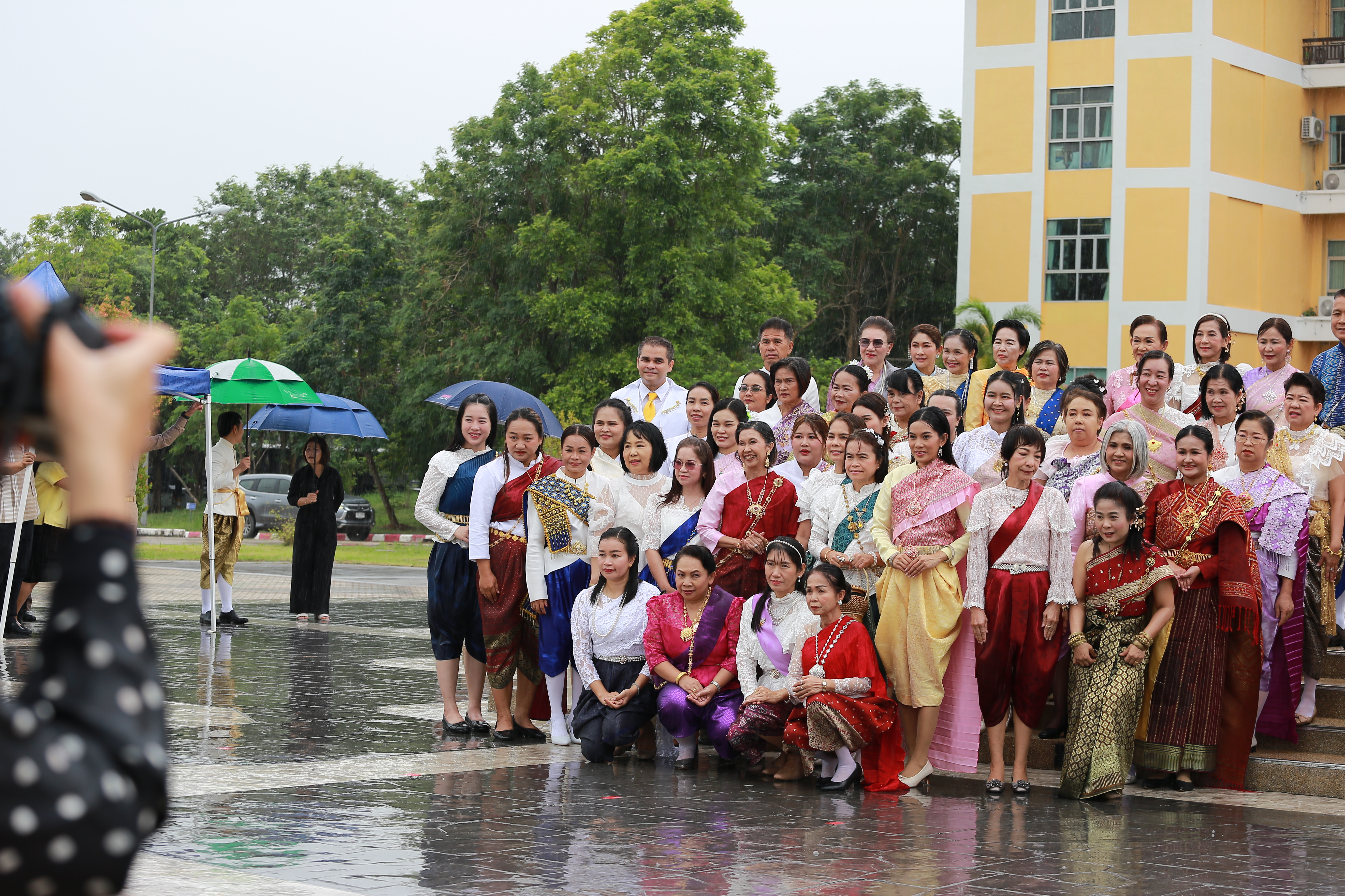 title - ร่ามพิธีถวายบังคมพระบรมราชานุสาวรีย์ พระบาทสมเด็จพระจุลจอมเกล้าเจ้าอยู่หัว (รัชกาลที่ 5) ภายใต้แนวคิด 